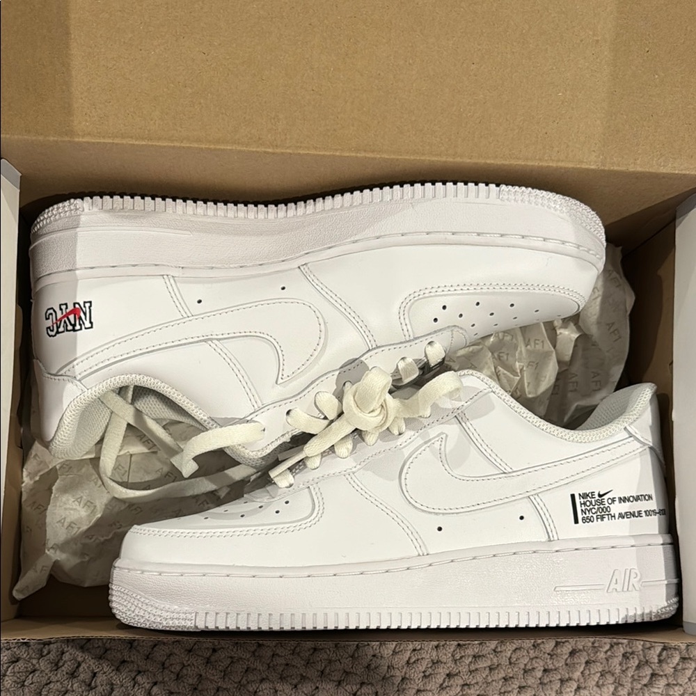 Nike White Air Force 1 Sneakers
